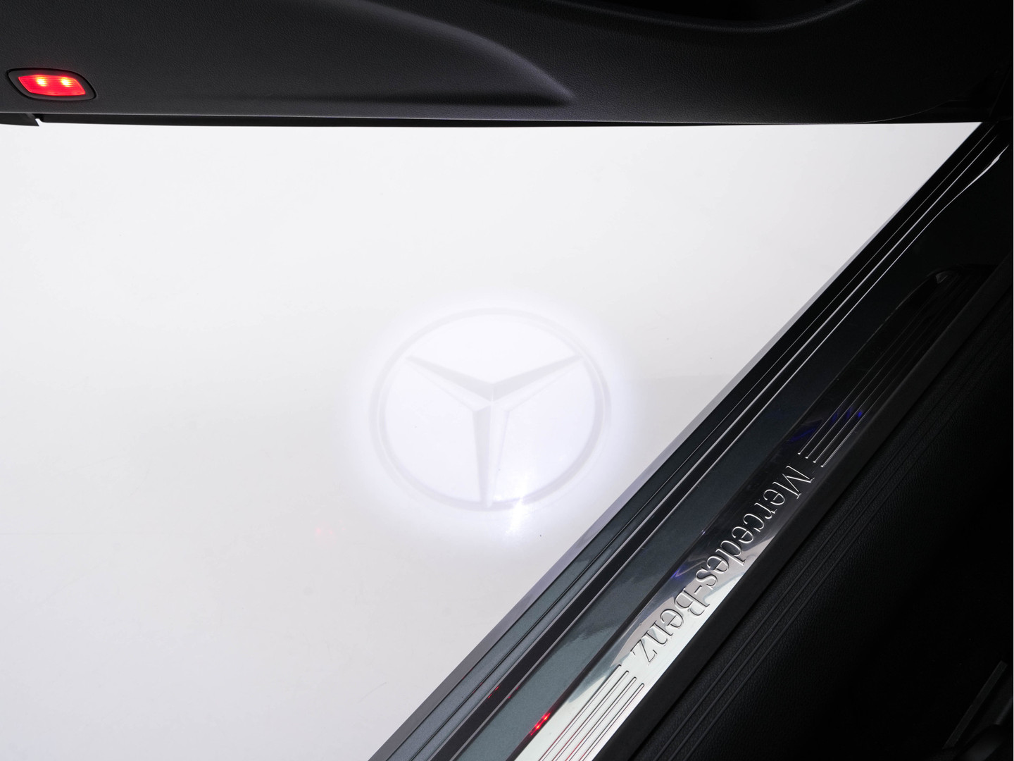 Mercedes-Benz Mercedes-Benz