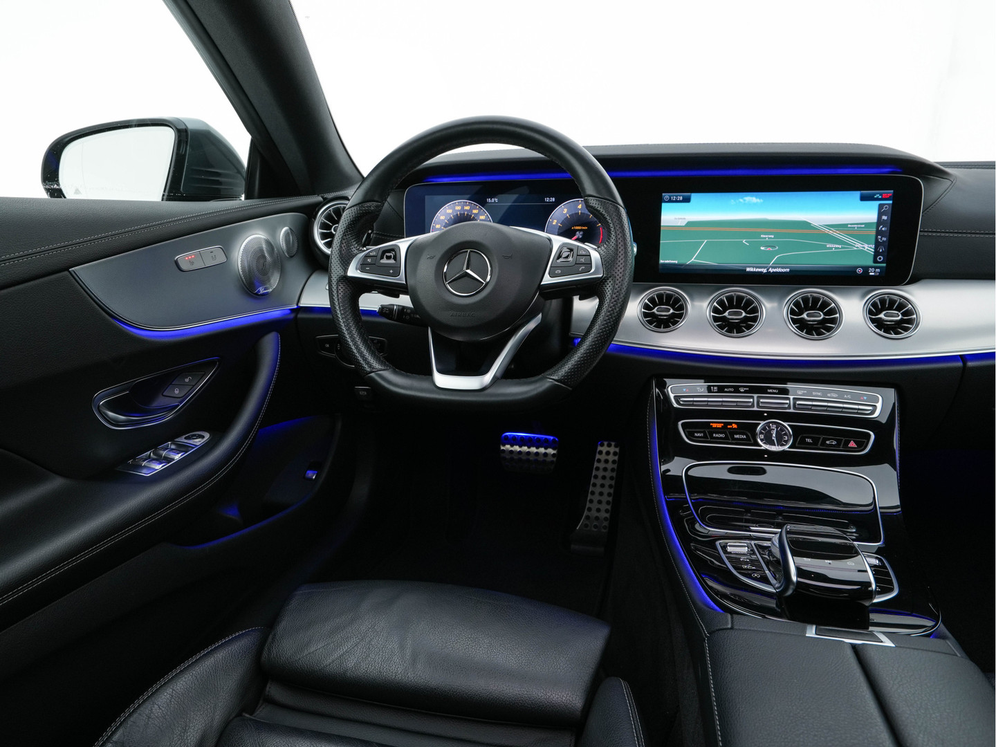 Mercedes-Benz Mercedes-Benz