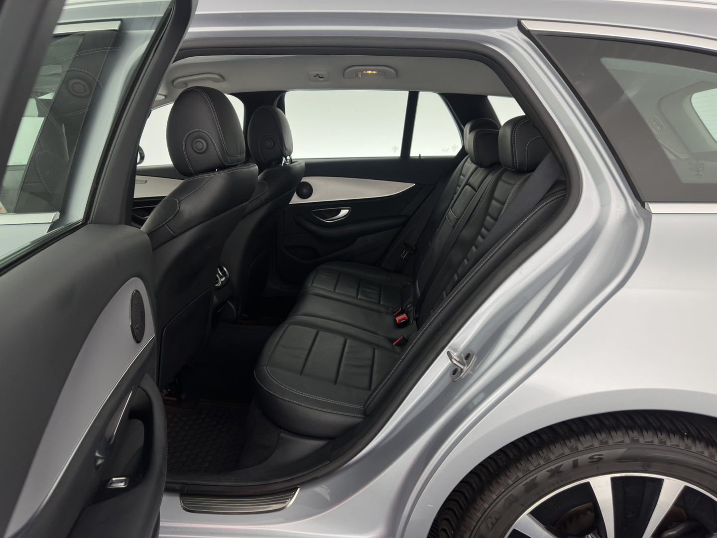 Mercedes-Benz Mercedes-Benz