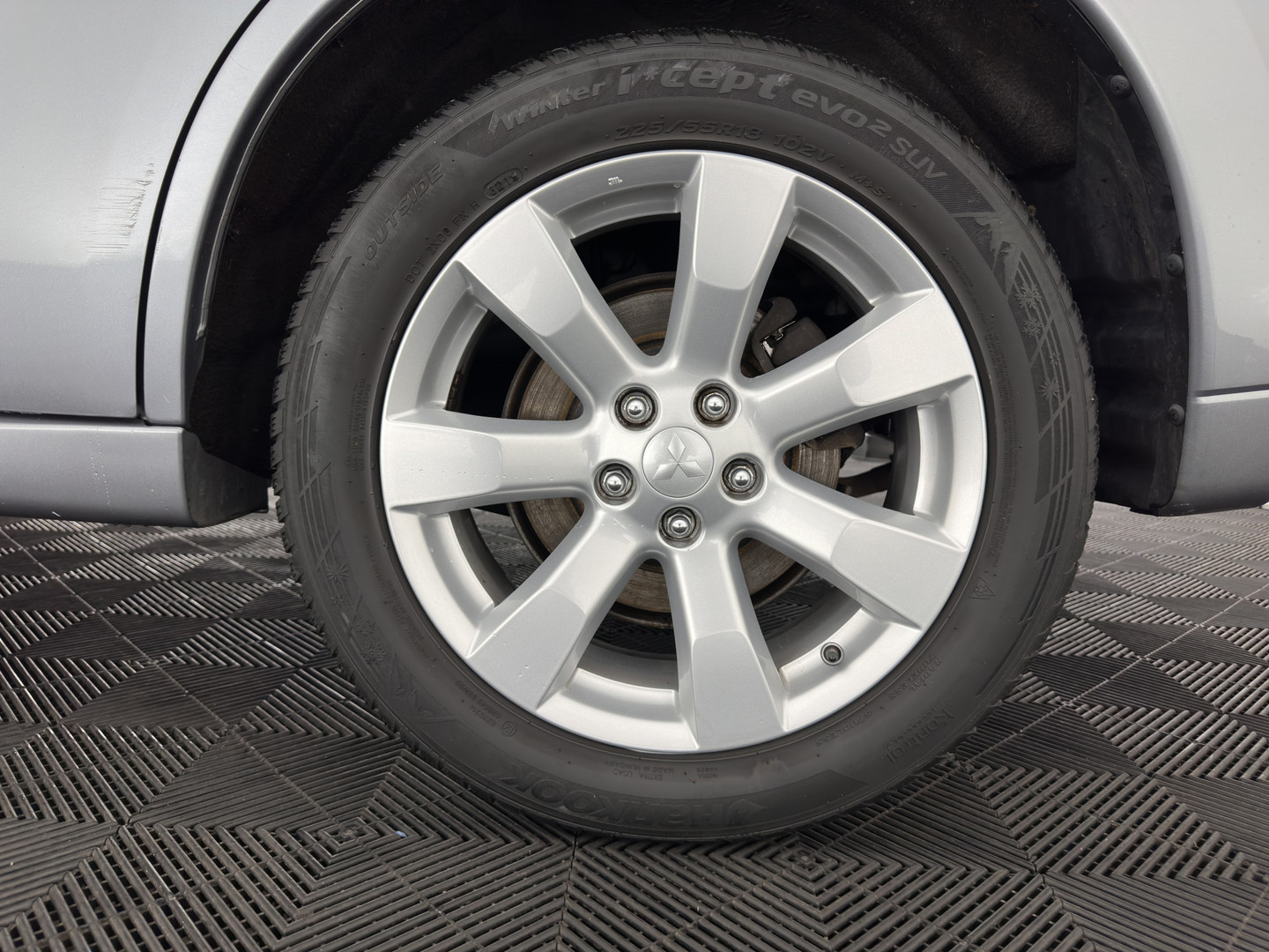 Mitsubishi Mitsubishi