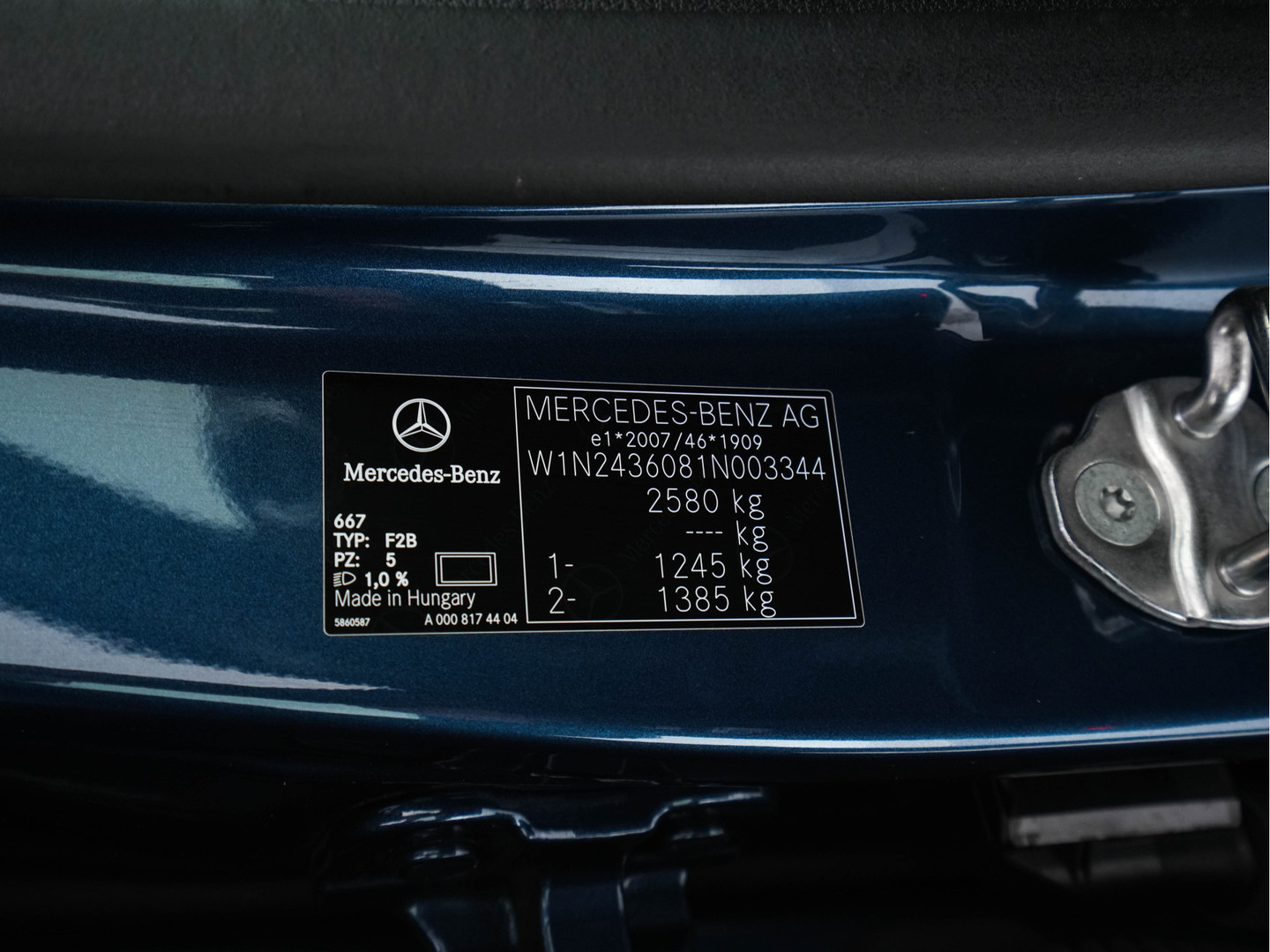 Mercedes-Benz Mercedes-Benz