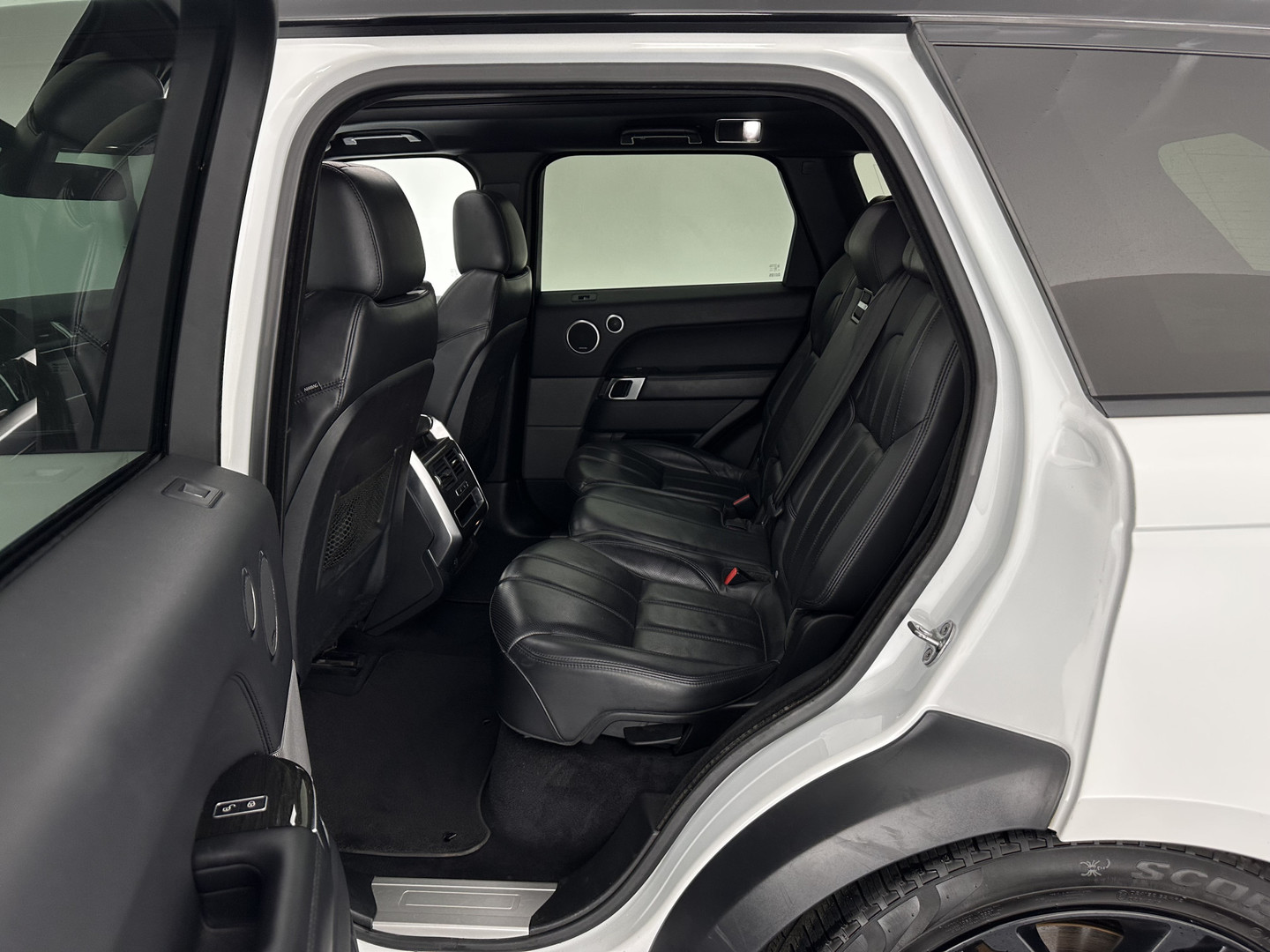 Land Rover Land Rover