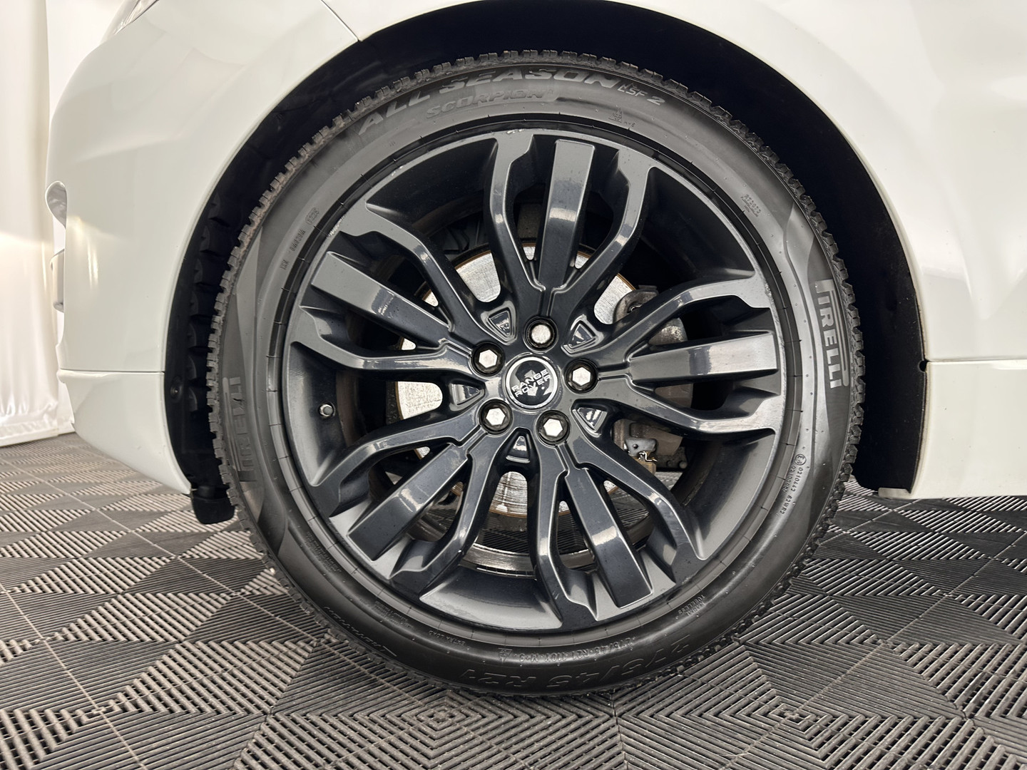 Land Rover Land Rover