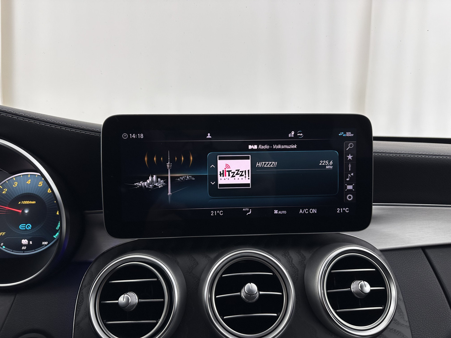 Mercedes-Benz Mercedes-Benz