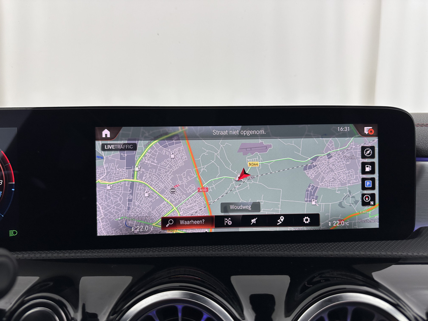 Mercedes-Benz Mercedes-Benz