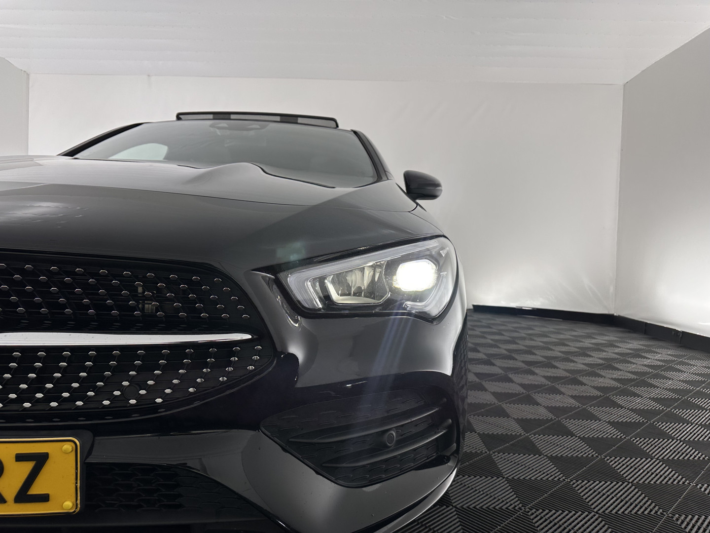 Mercedes-Benz Mercedes-Benz