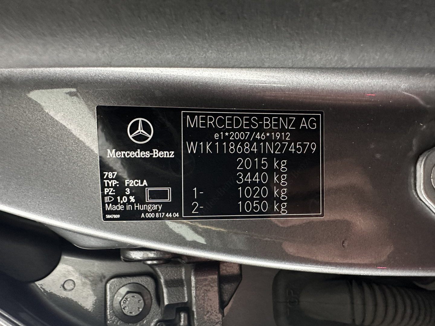 Mercedes-Benz Mercedes-Benz