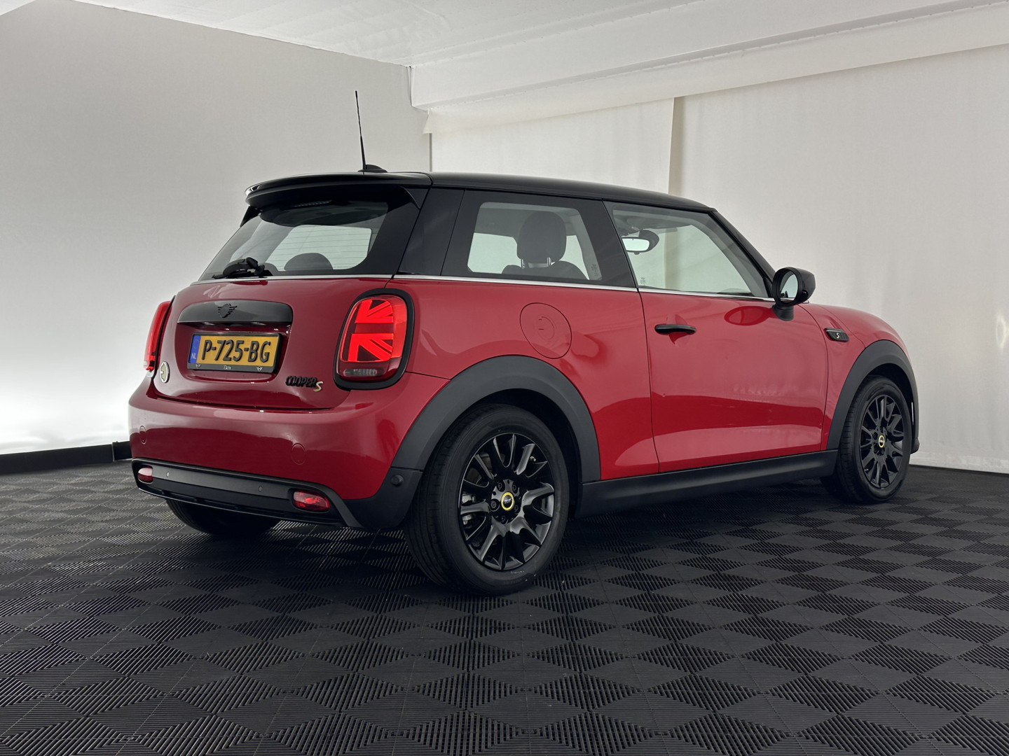 MINI