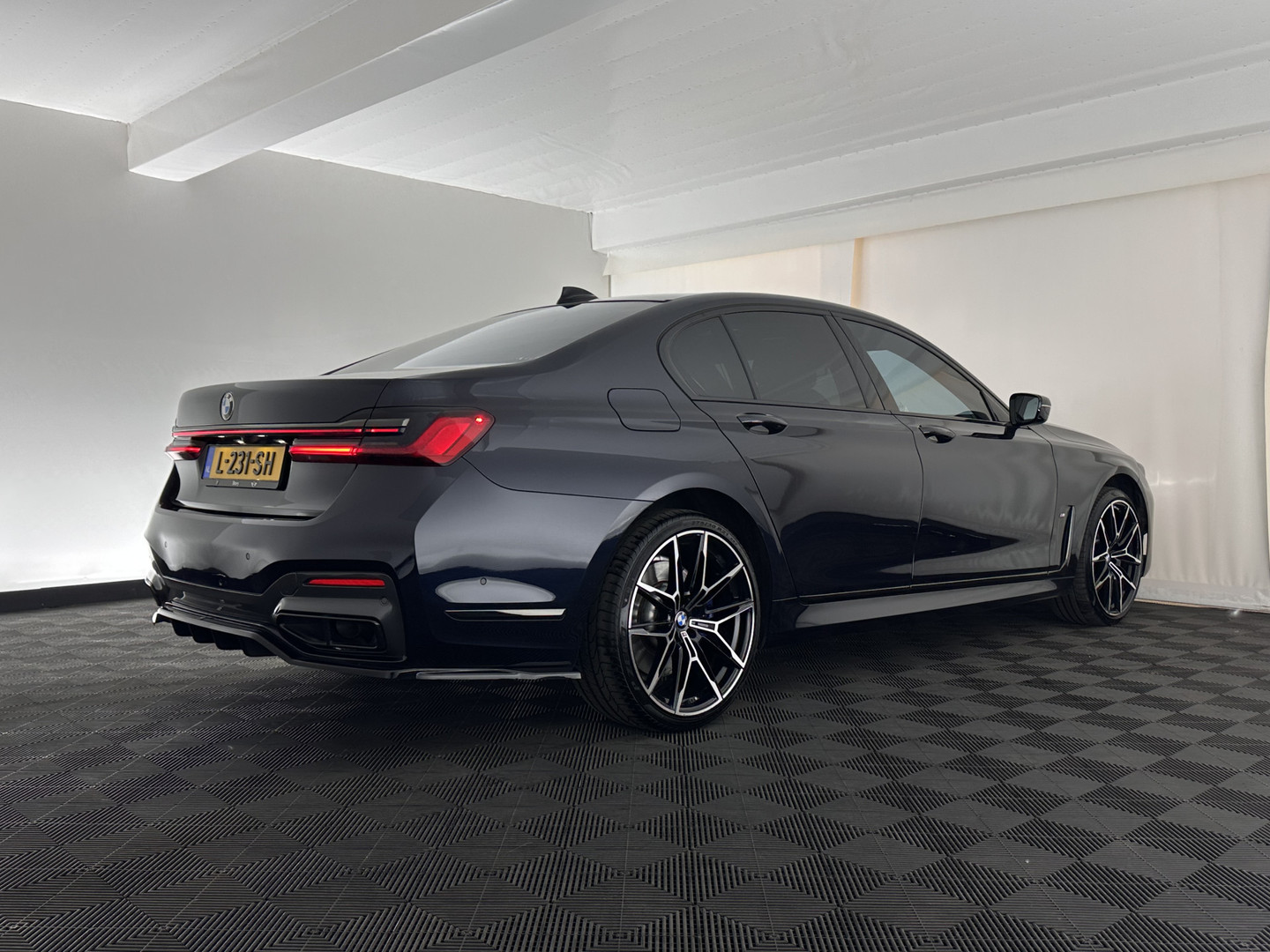 BMW BMW