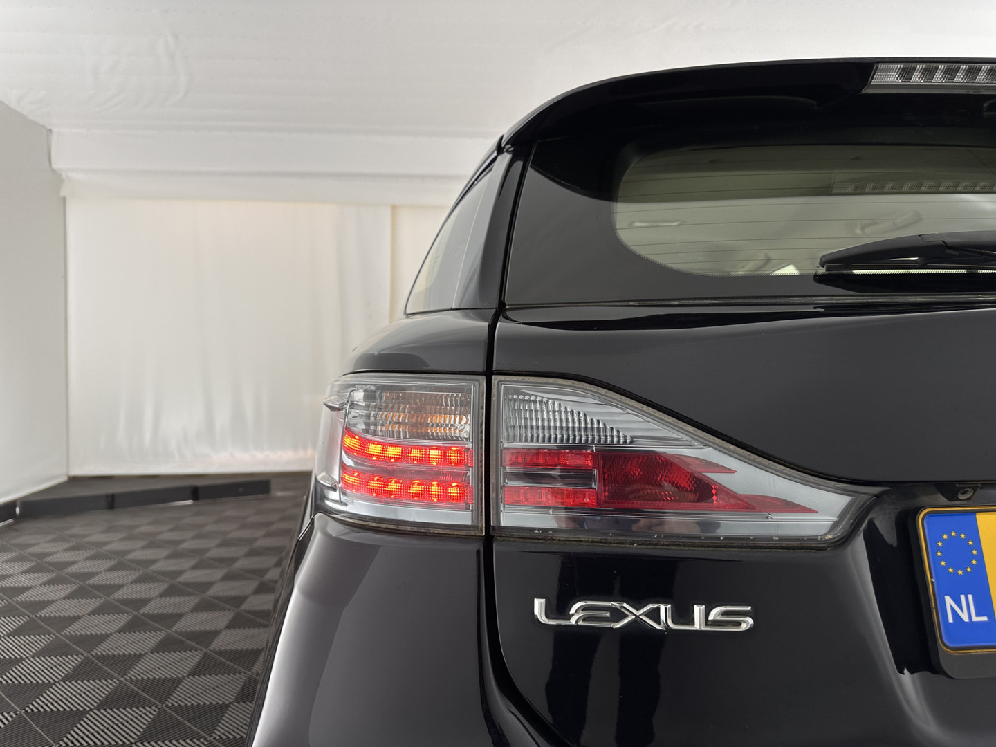 Lexus