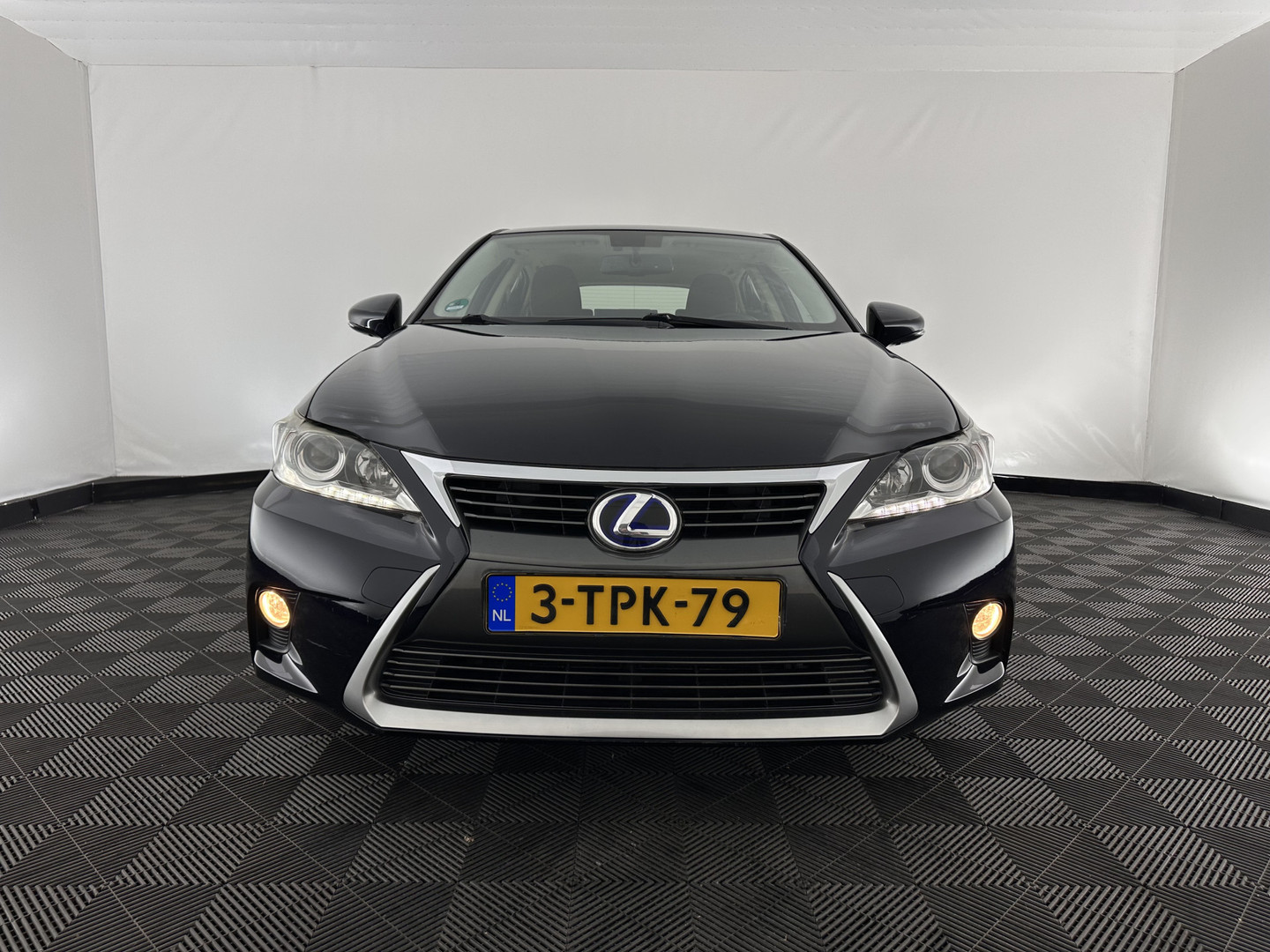 Lexus