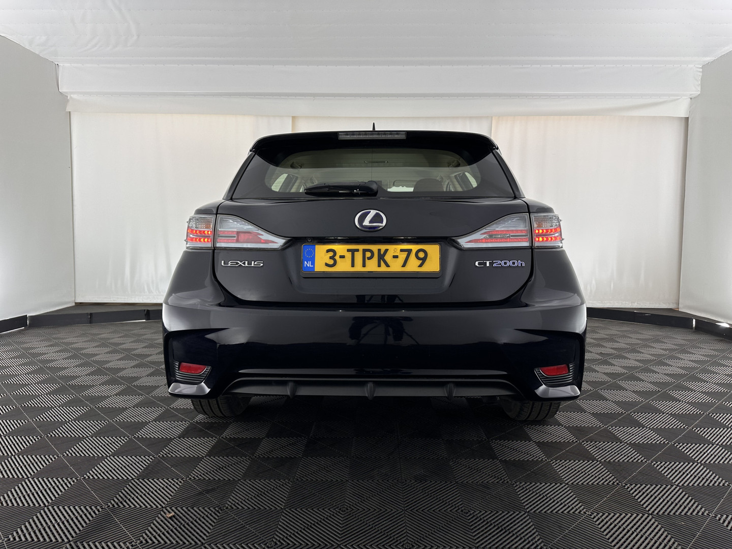 Lexus