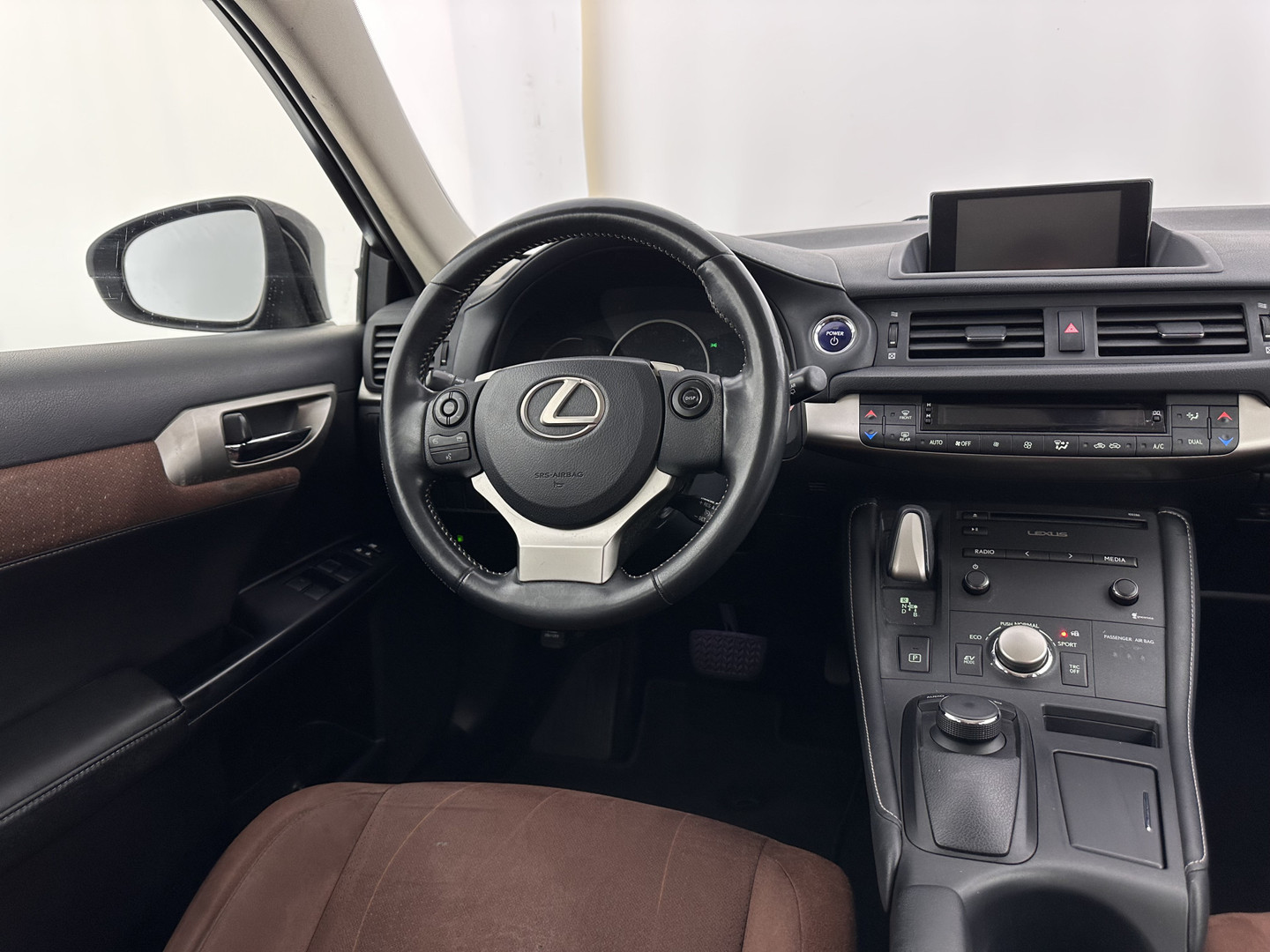 Lexus