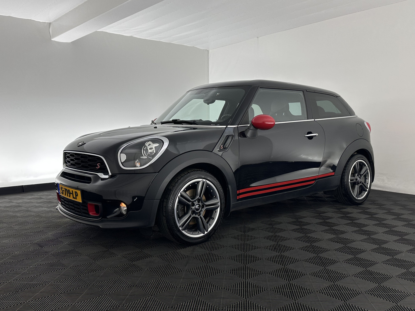 MINI