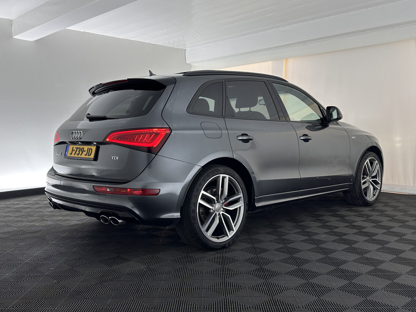 Audi Audi
