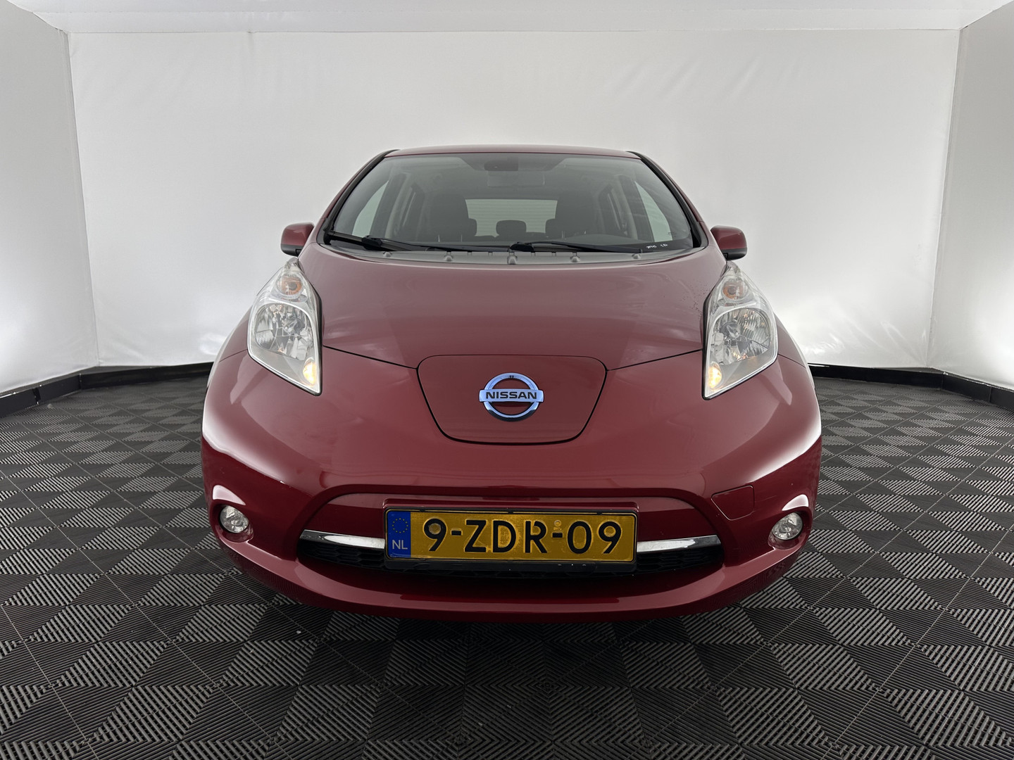 Nissan Nissan