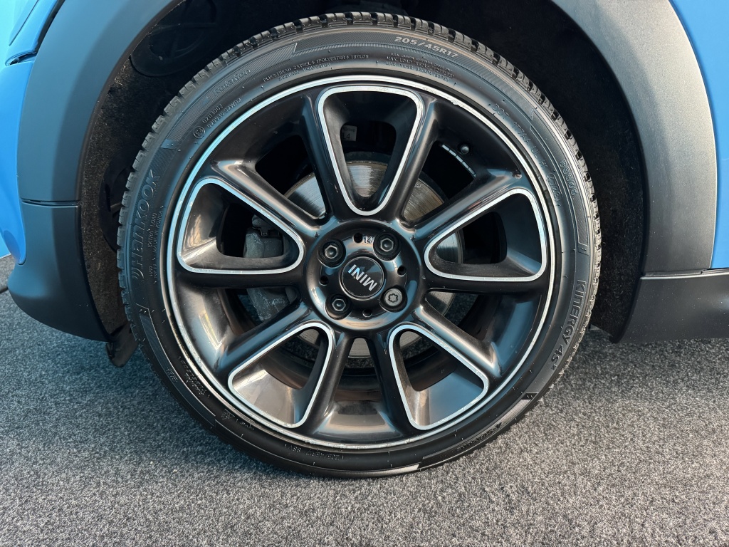 MINI