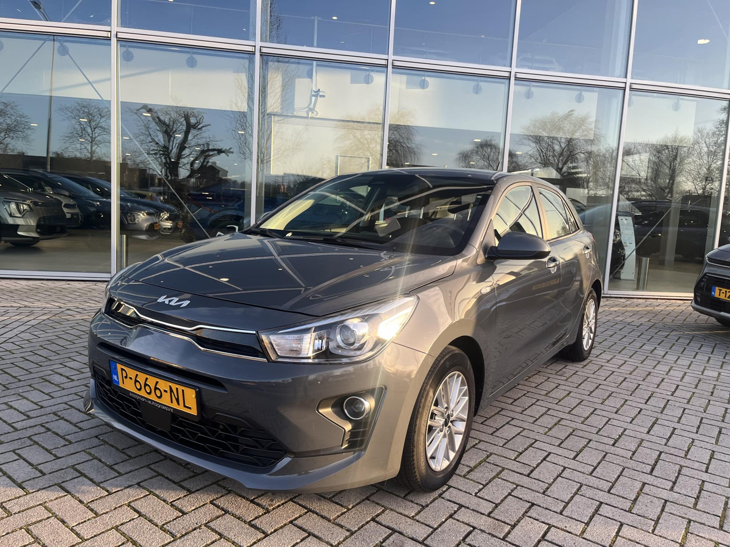Kia Kia