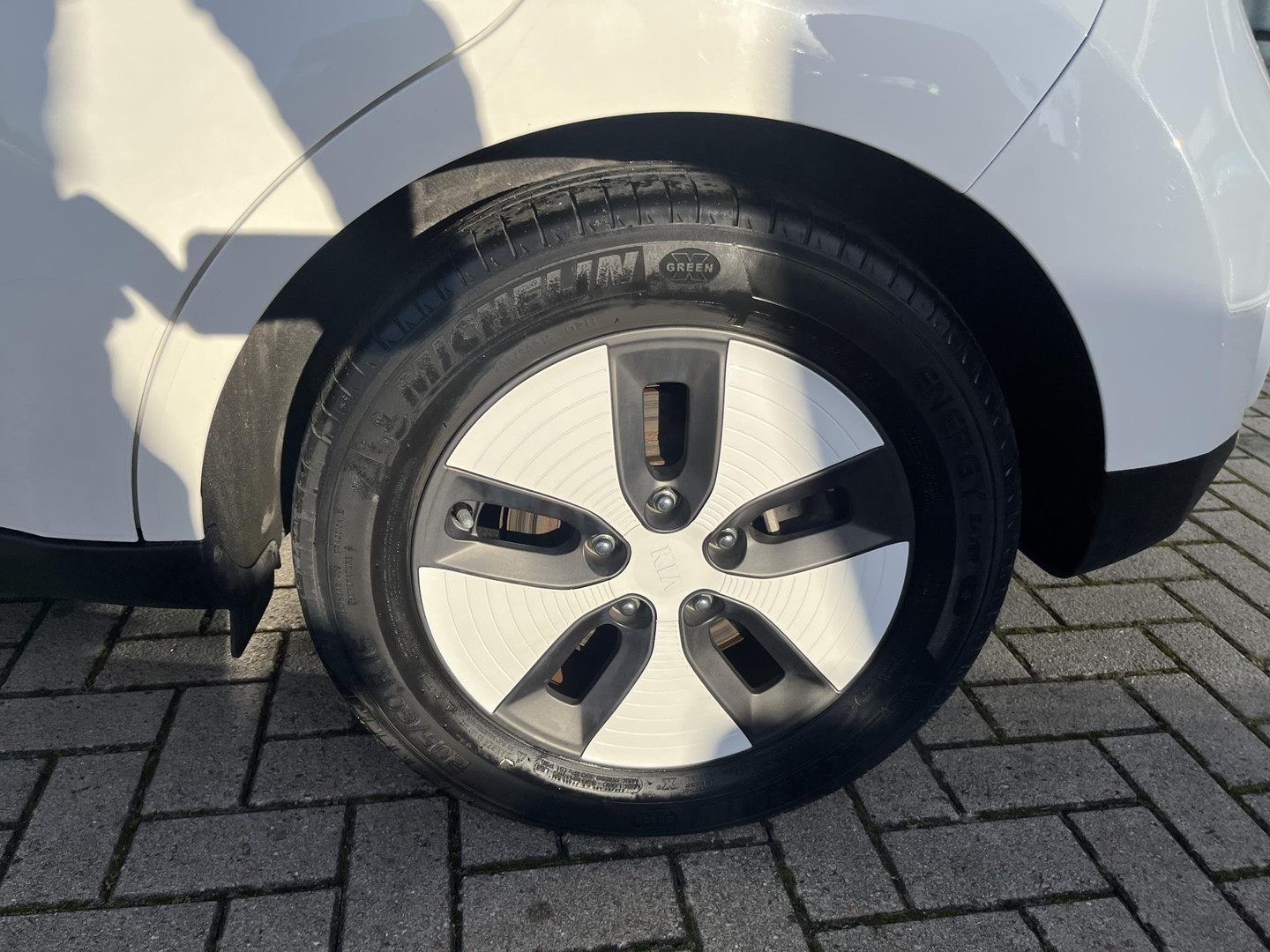 Kia Kia