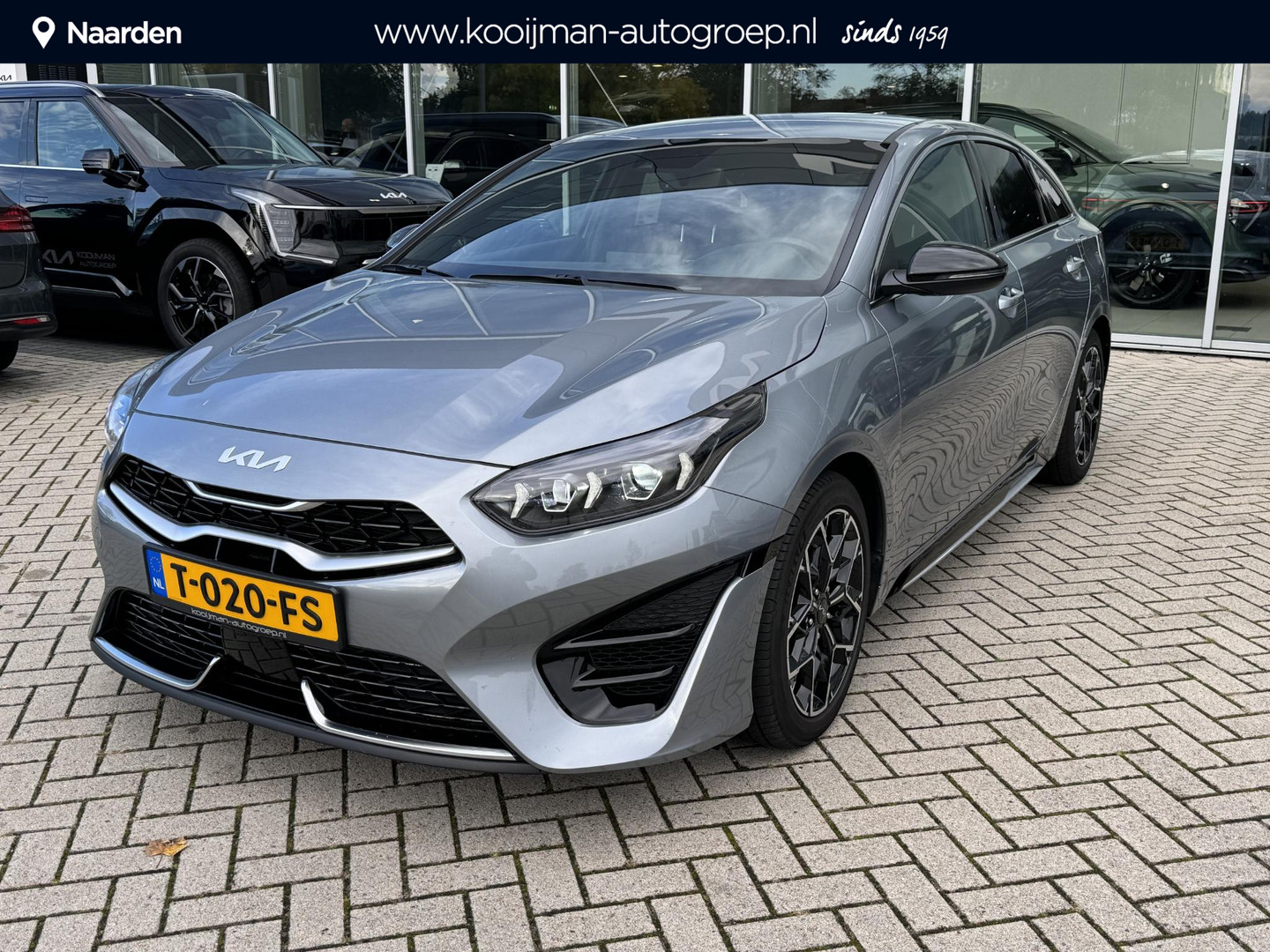 Kia Proceed