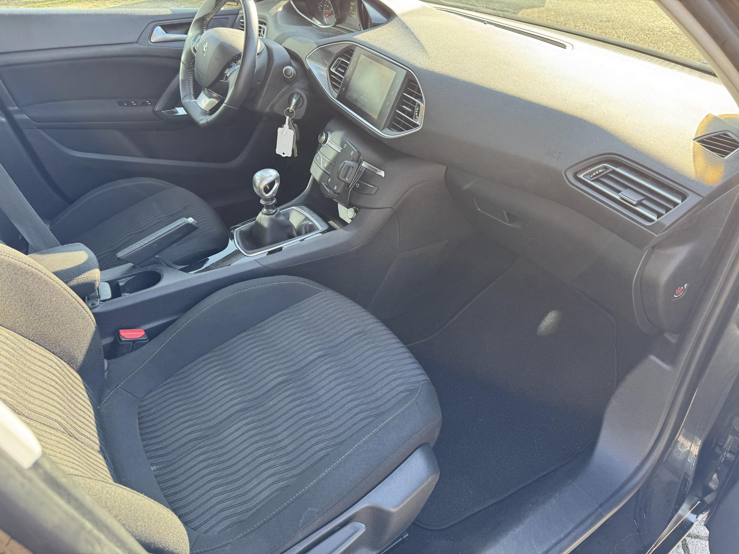 Peugeot Peugeot