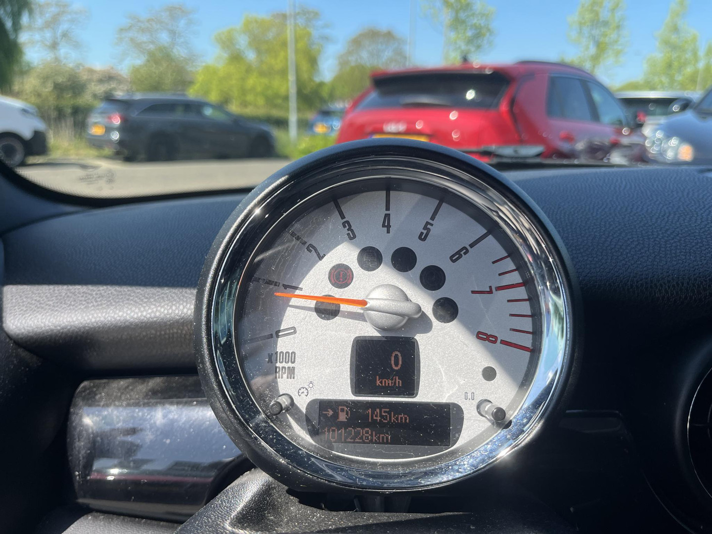 MINI MINI