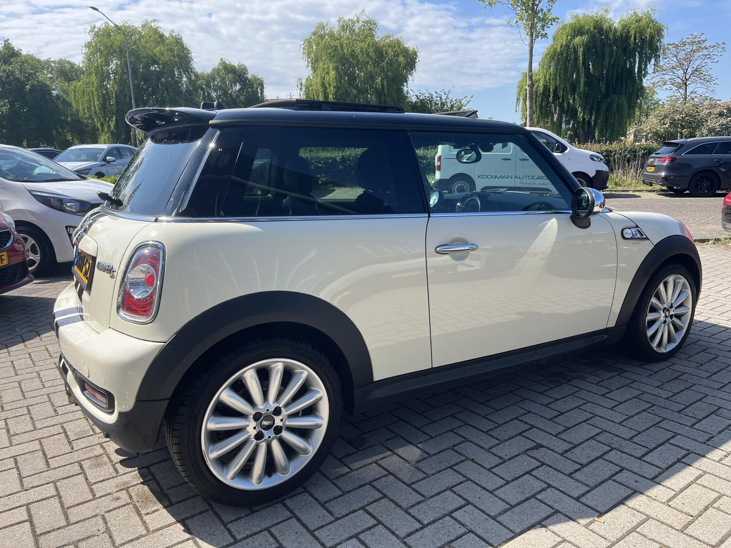 MINI MINI
