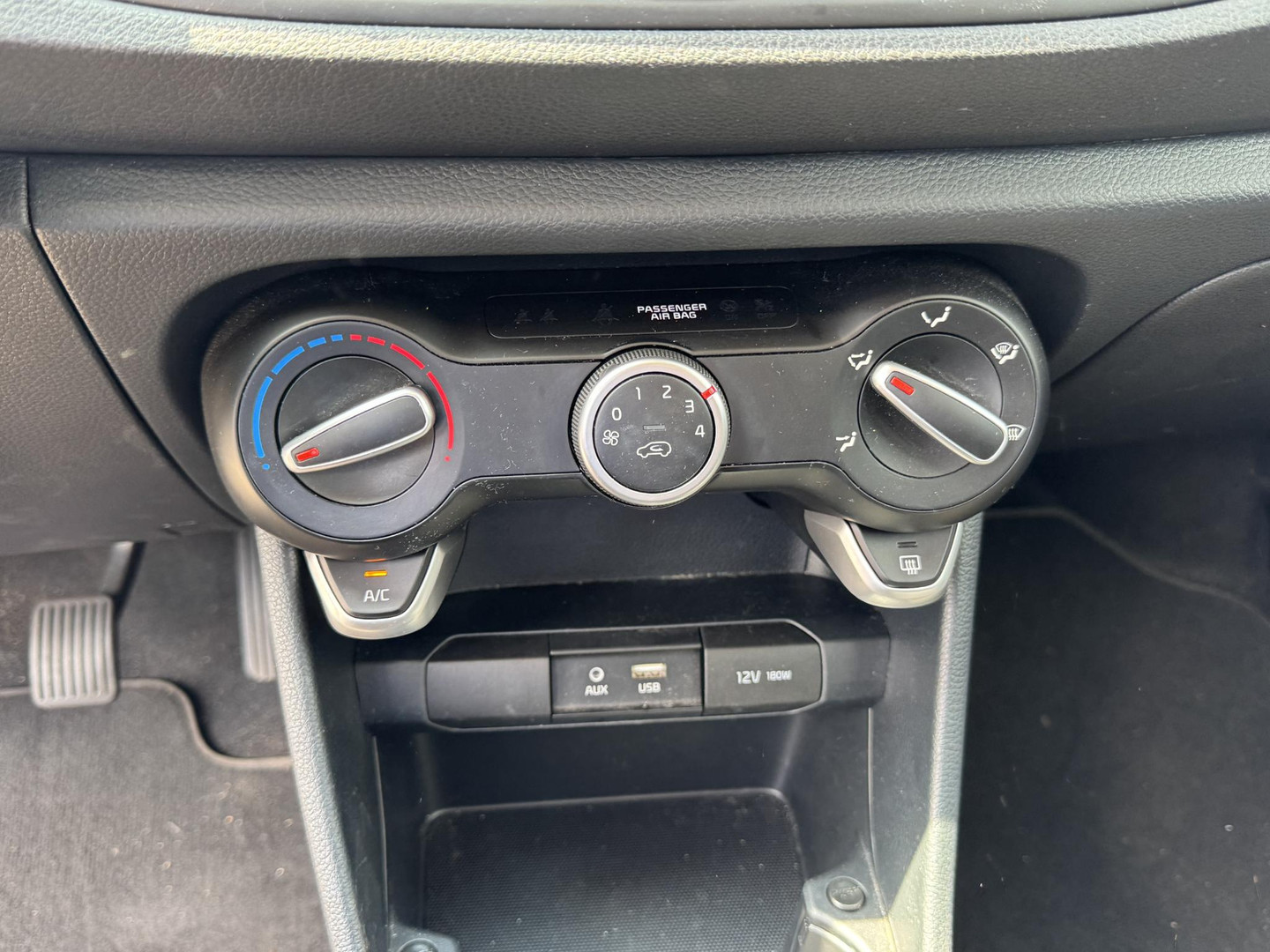 Kia Kia