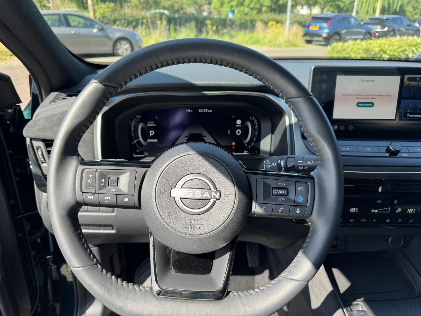 Nissan Nissan