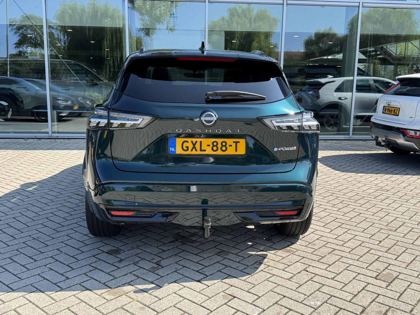 Nissan Nissan