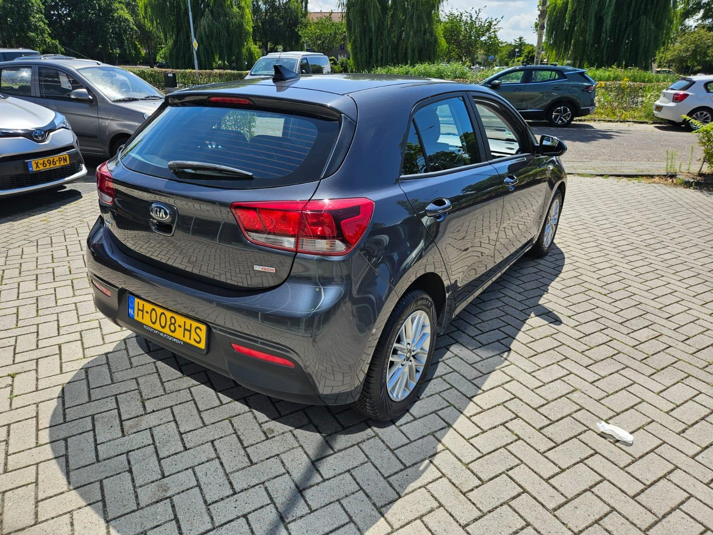 Kia