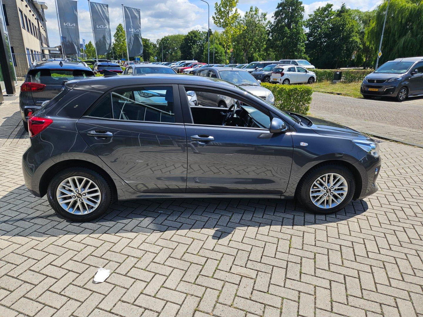 Kia