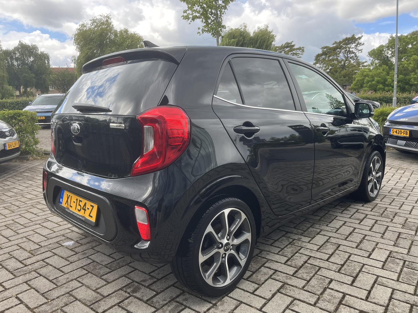 Kia