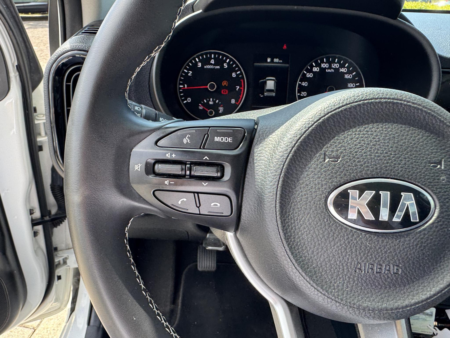 Kia Kia