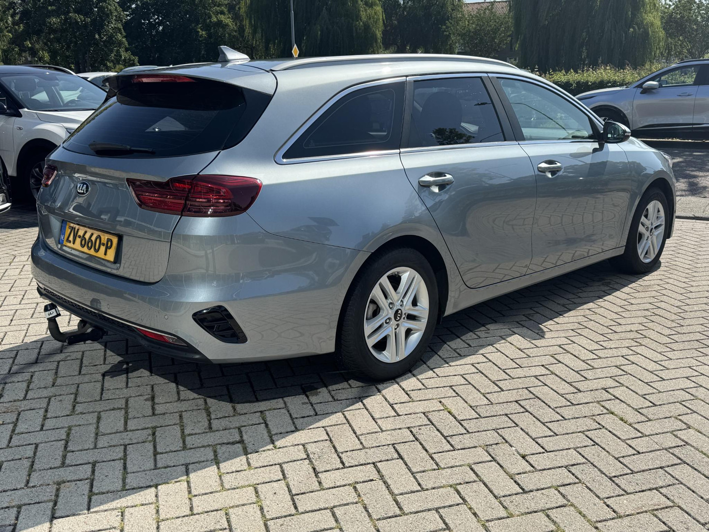 Kia