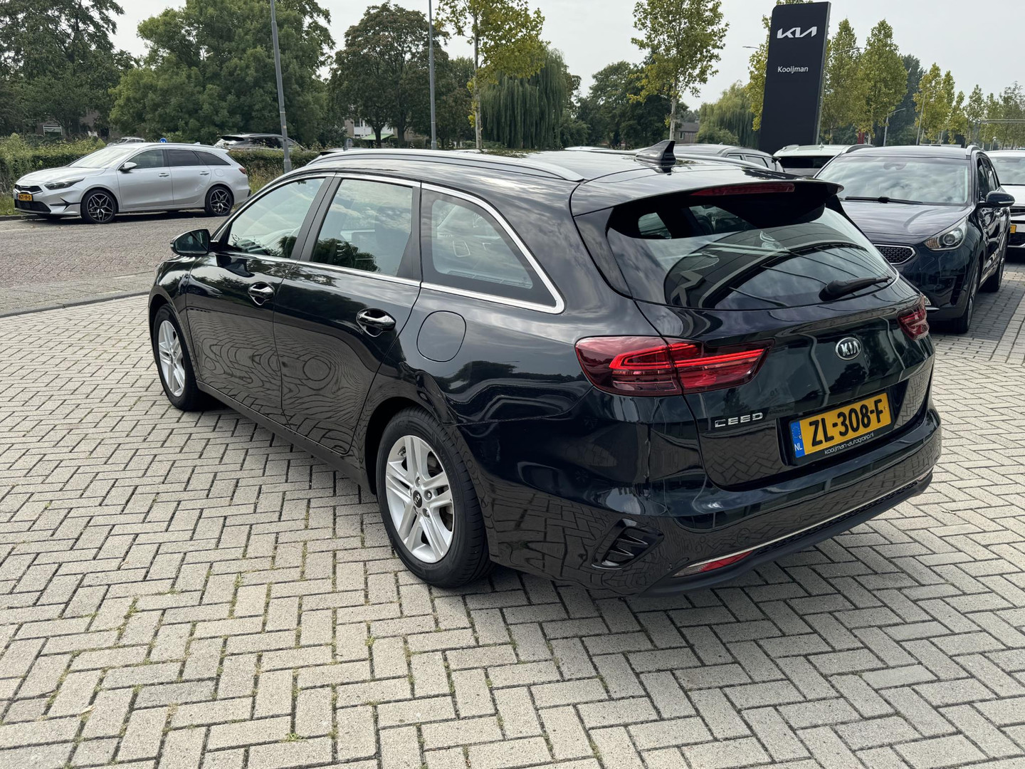 Kia