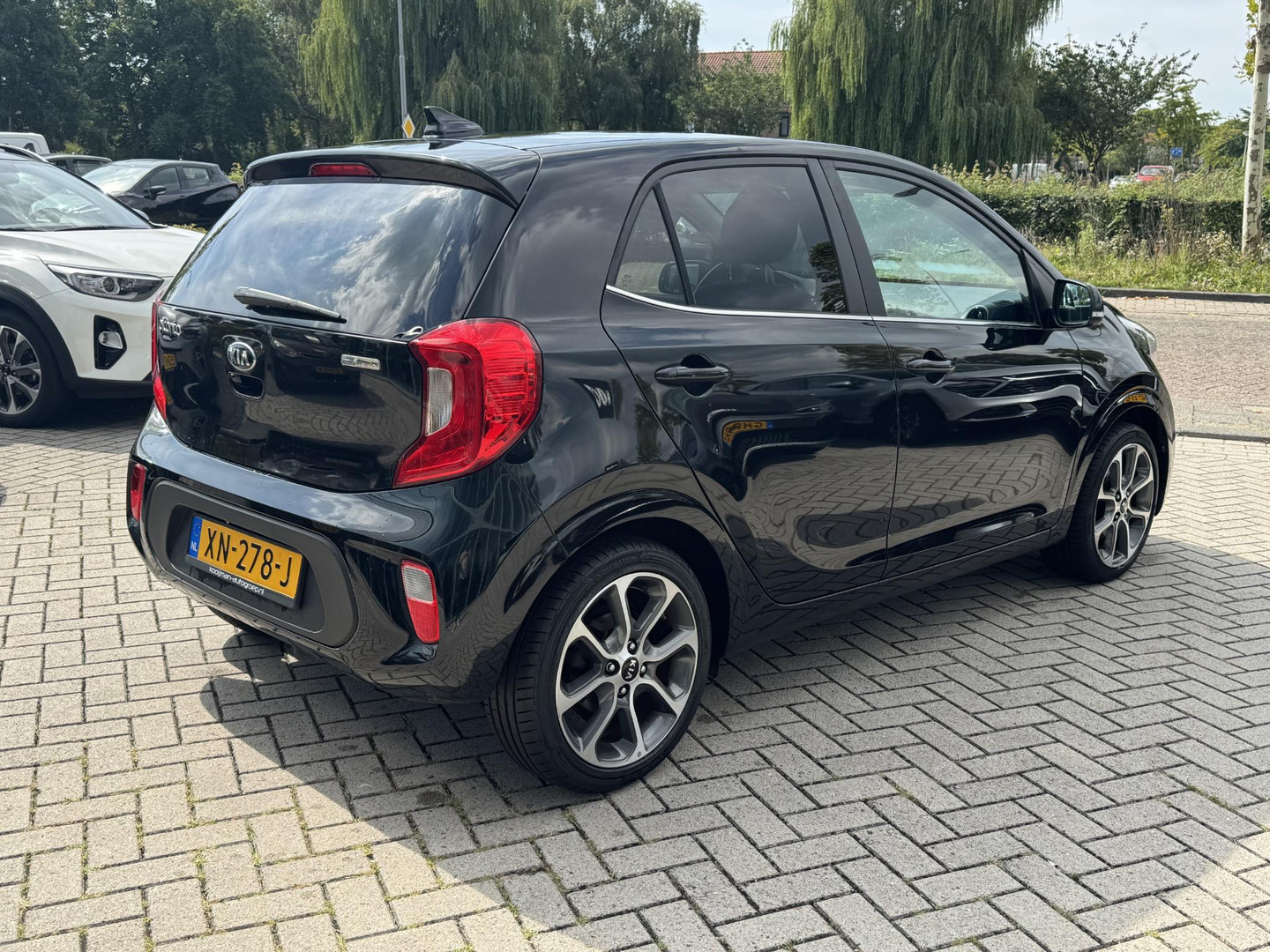 Kia
