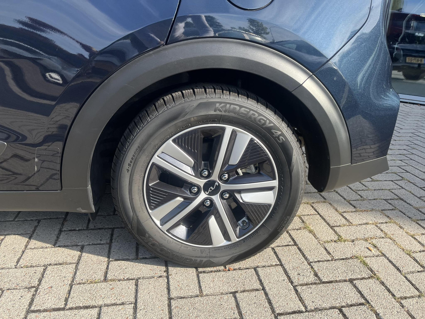 Kia