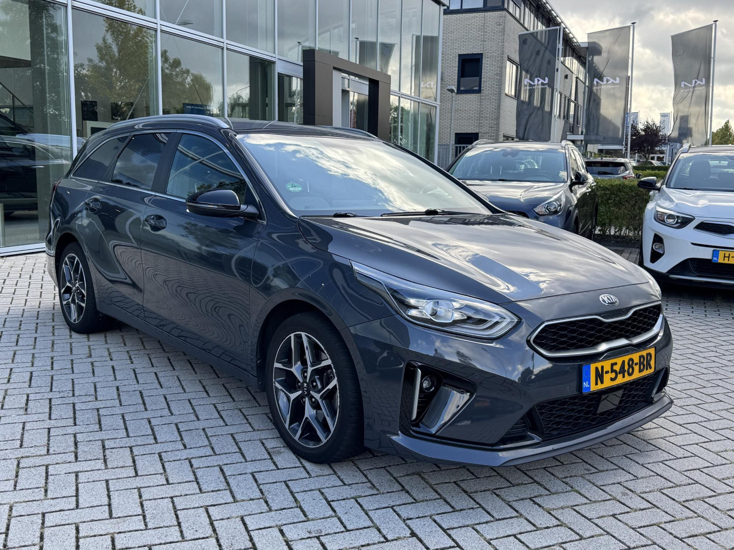 Kia