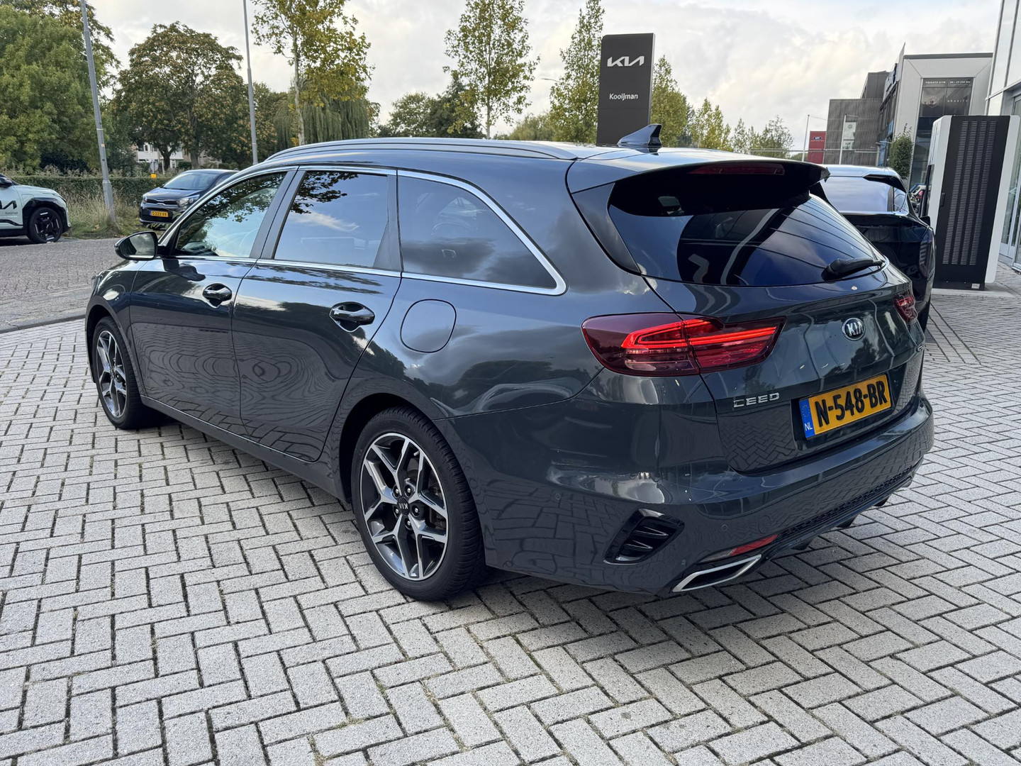 Kia