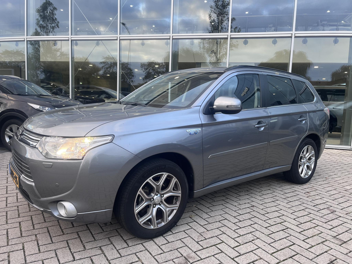Mitsubishi Mitsubishi