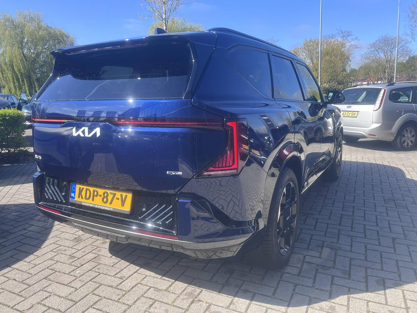 Kia