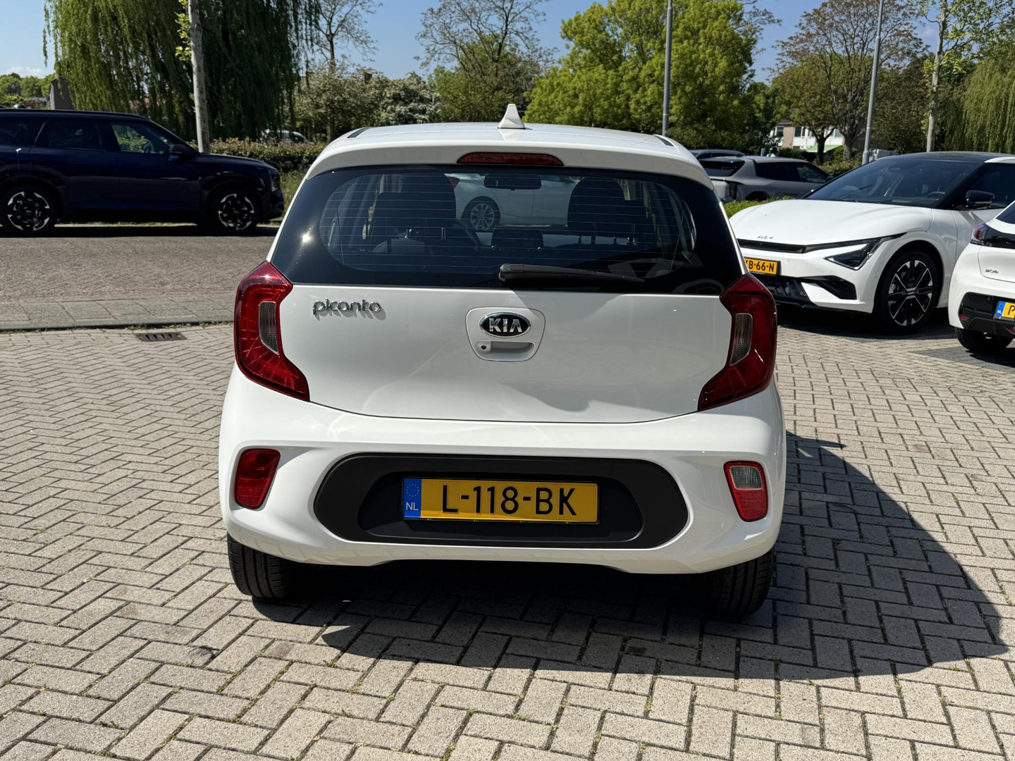 Kia