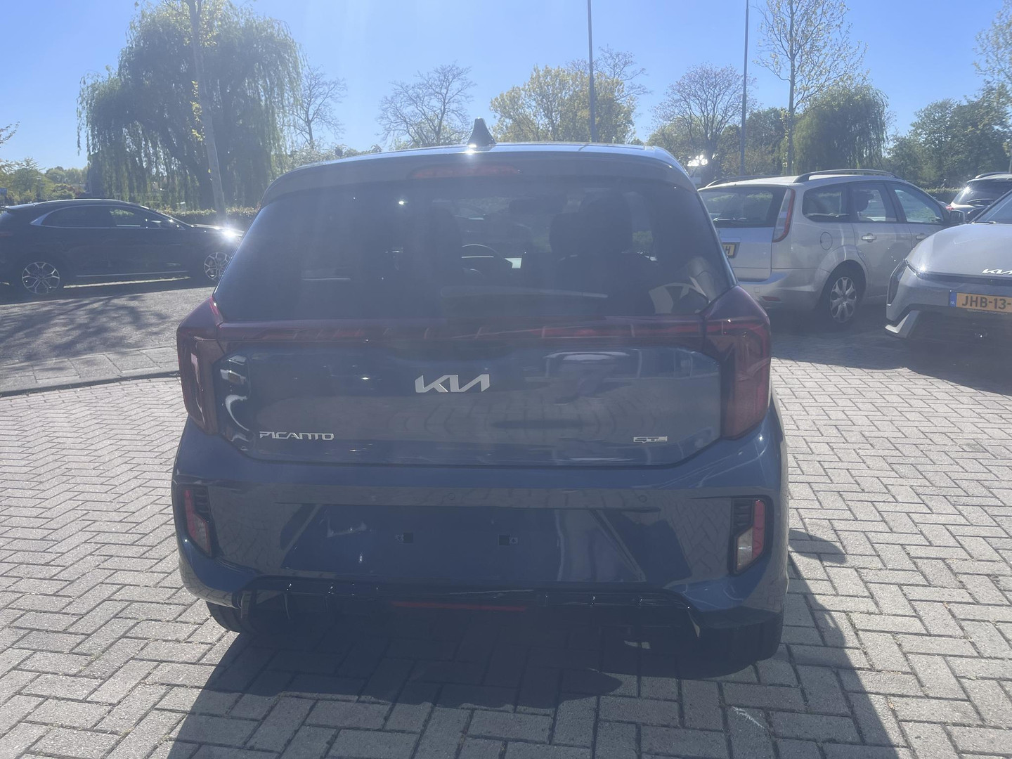 Kia