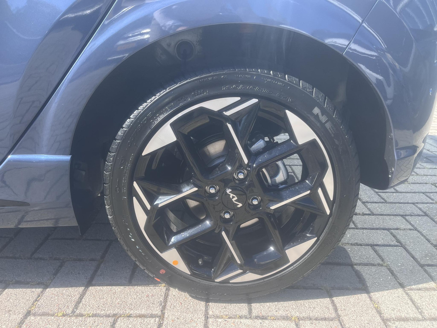 Kia