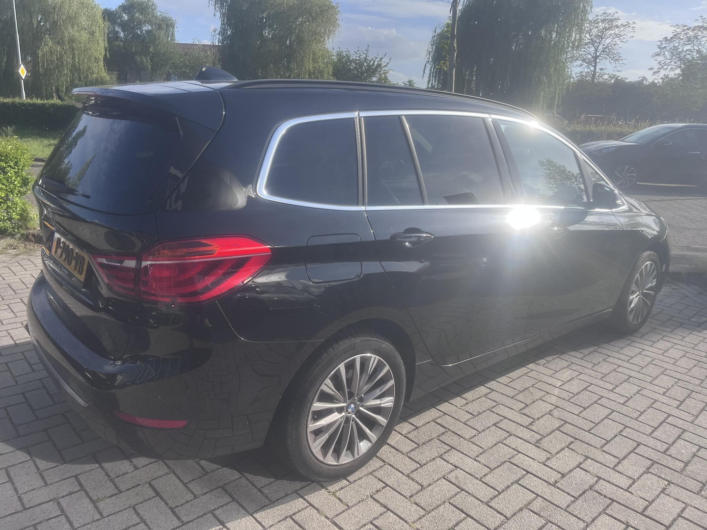 BMW BMW
