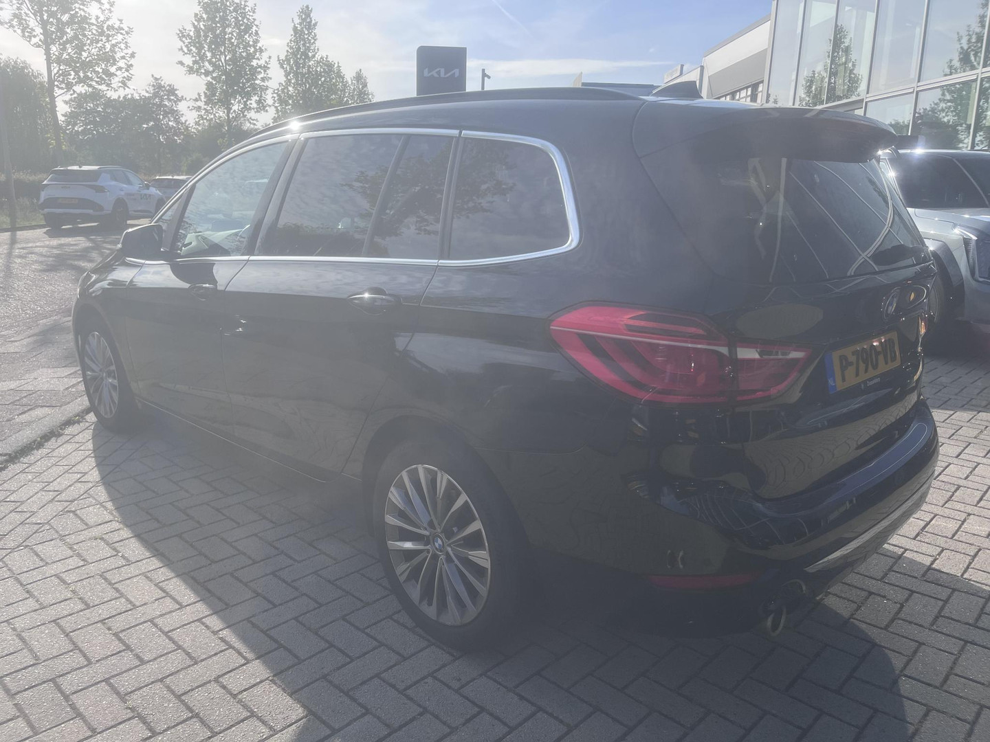 BMW BMW