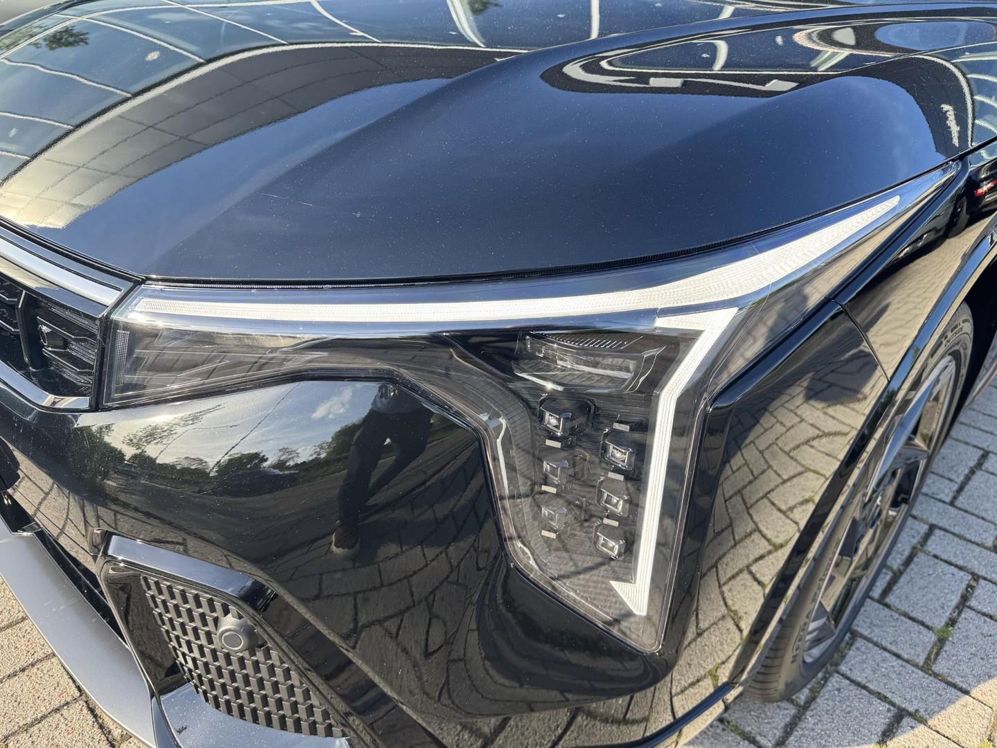 Kia K4
