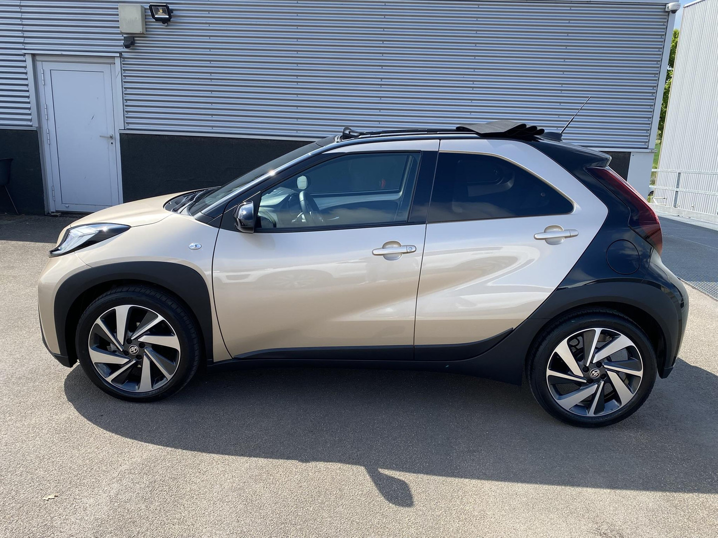 Toyota Toyota