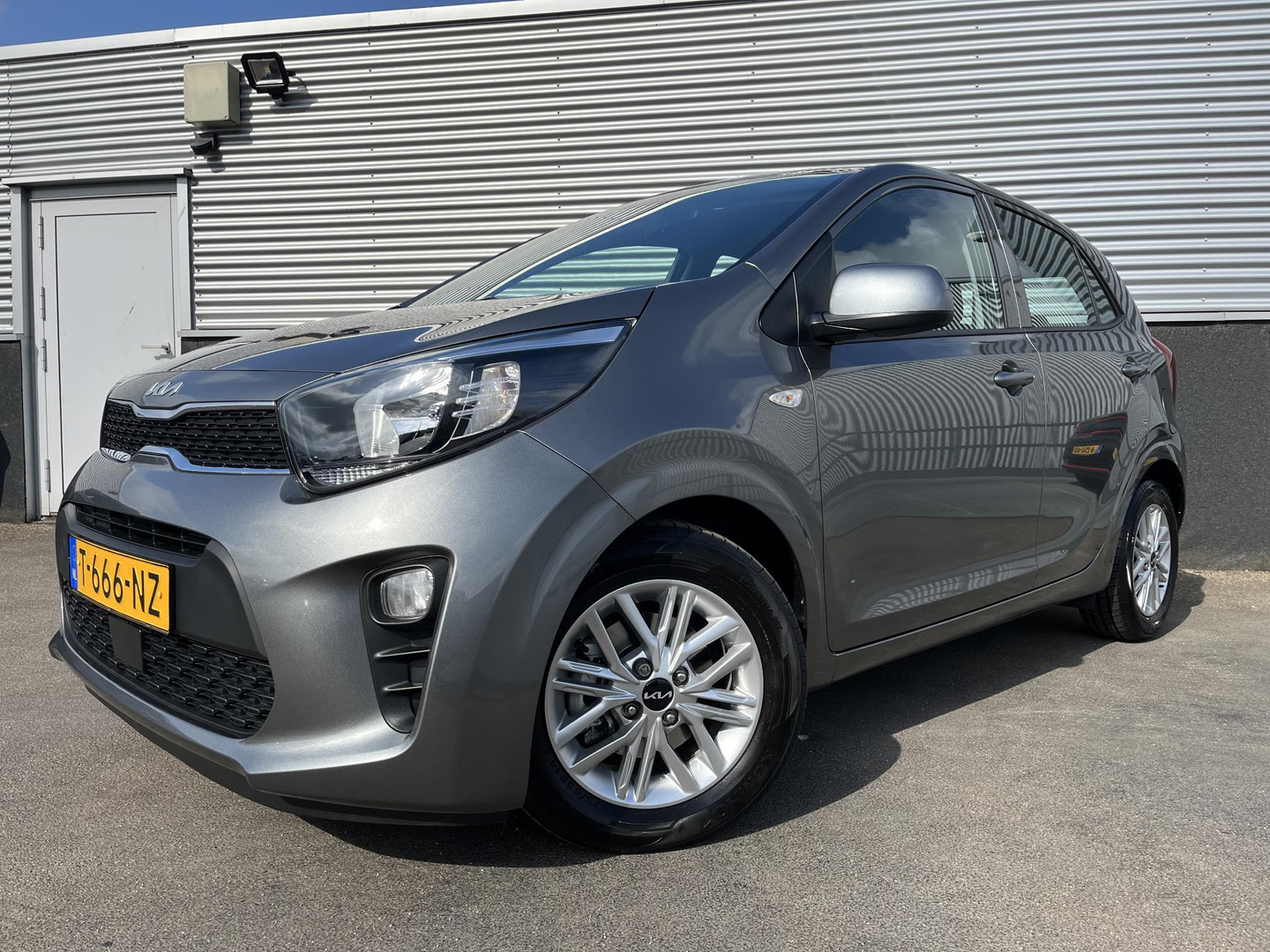 Kia Kia
